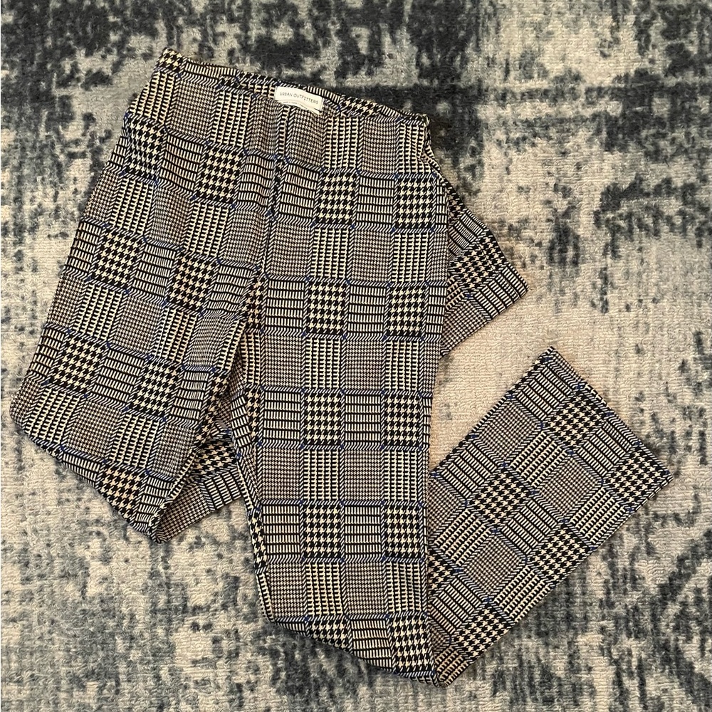 Urban Outfitters Houndstooth Kick Flare Pant XS